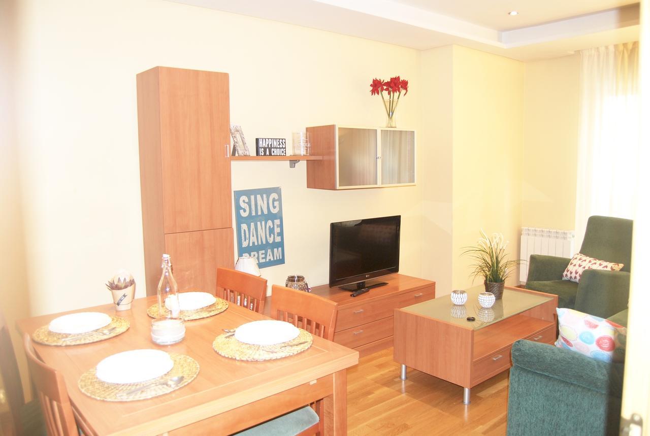 Apartamentos Turisticos Arch León Εξωτερικό φωτογραφία
